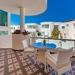 Ξενοδοχείο Flamingo Boutique 4*