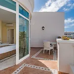 Ξενοδοχείο Flamingo Boutique