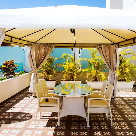 Flamingo Boutique 4* アデヘ