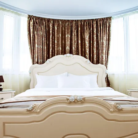 Flamingo Boutique アデヘ