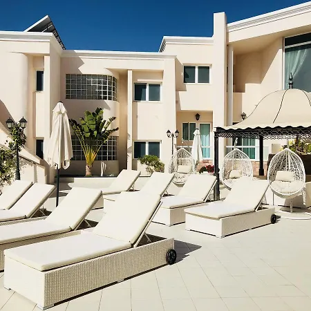 Flamingo Boutique Costa Adeje (Tenerife)