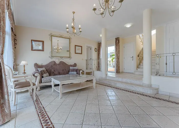 Отель Flamingo Boutique