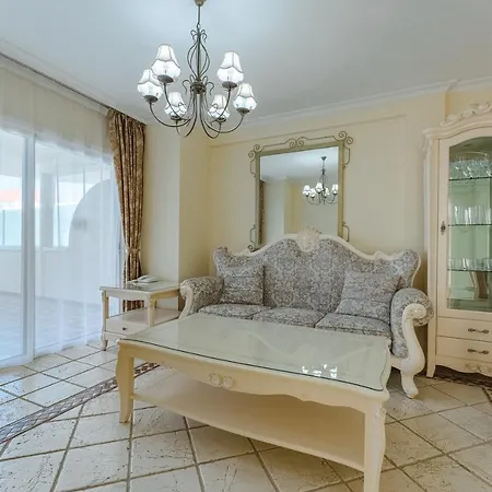 أجنحة فلامينجو الفندقية 4*