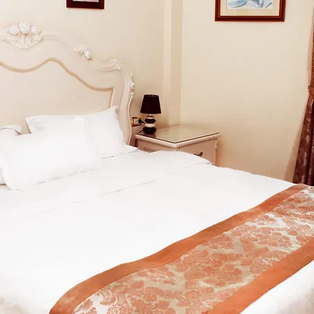 Hotel Flamingo Boutique 4*