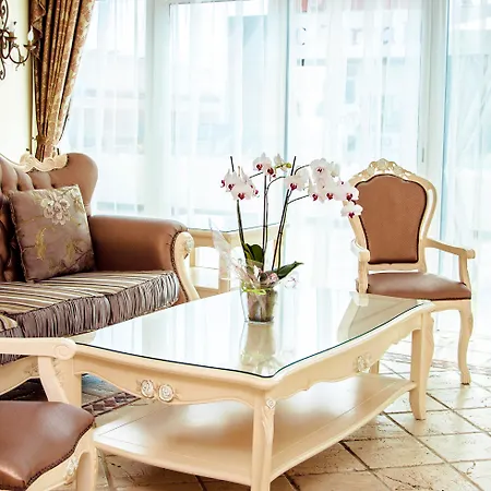 Flamingo Boutique Отель