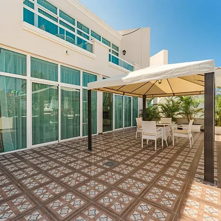 Отель Flamingo Boutique 4*