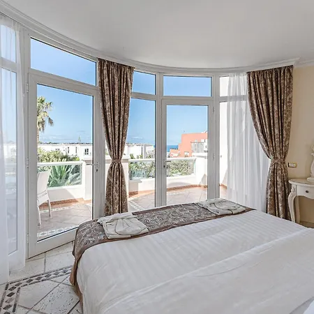 Hotel Flamingo Boutique 4*